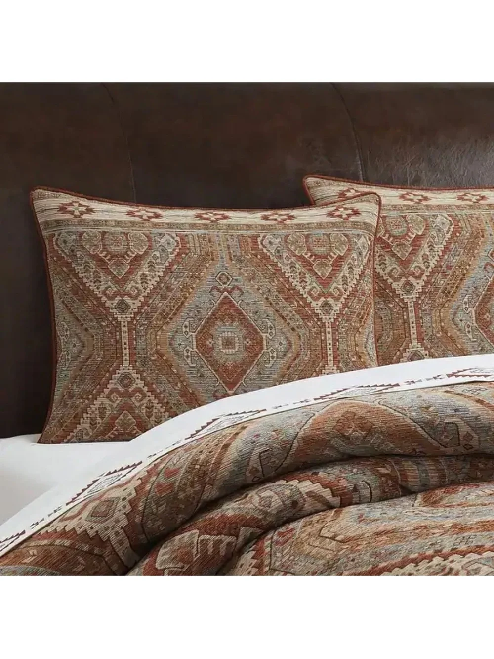 J Queen New York Jackson Lodge 4-Pc. Comforter Set, Queen - Clay NWT